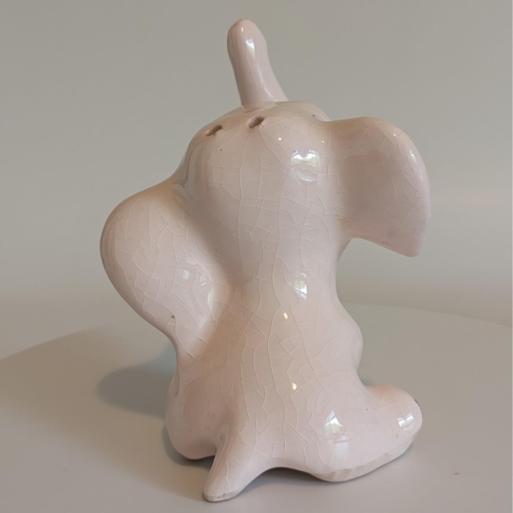 Vintage Pink Elephant Salt And‎ Pepper Shakers Anthropomorphic - Picture 5 of 16